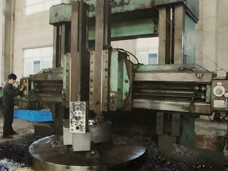 機(jī)加車(chē)間