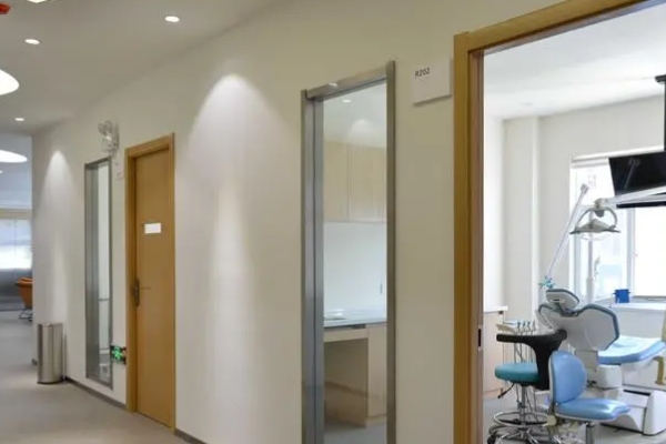 北京種植牙哪個(gè)醫(yī)院便宜又好？排行榜十家測(cè)評(píng)